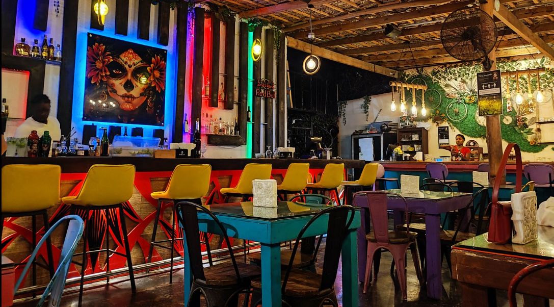 Wacamole Taco Bar