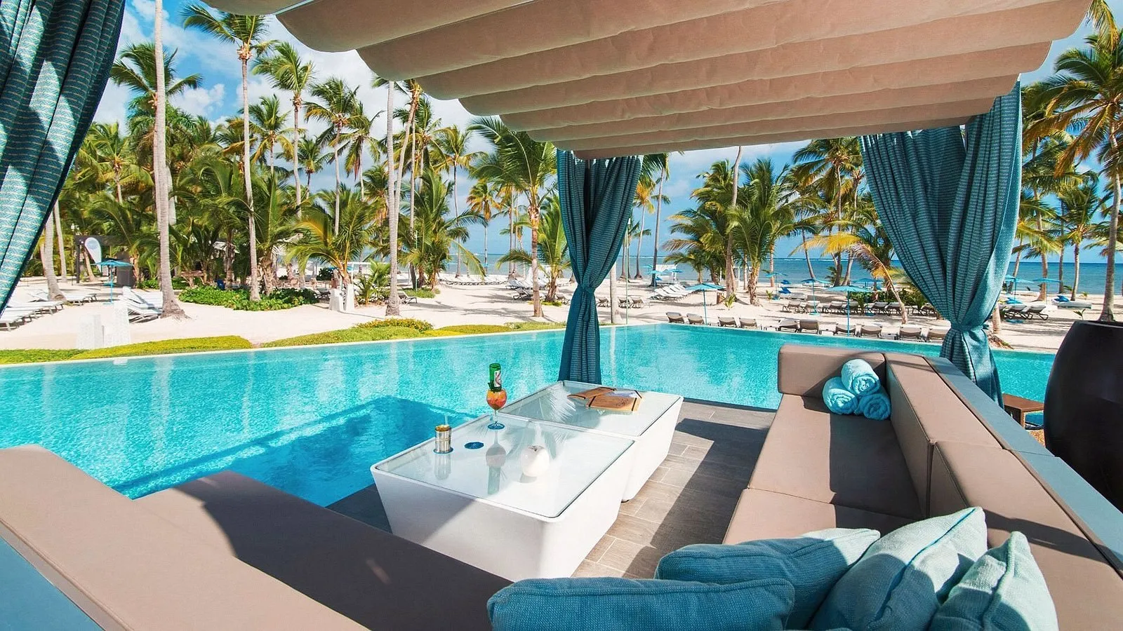 Pearl Beach Club